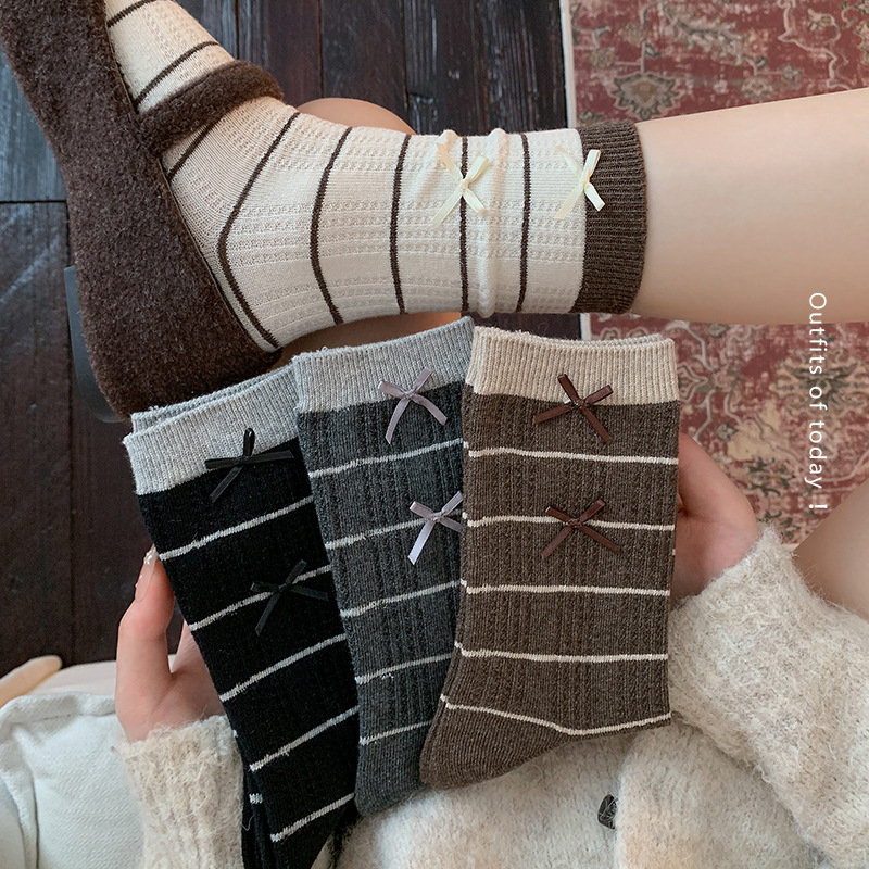 Fiyonklu Çizgili Bol Paçalı Ço - Boot Sock Slouchy incelemesi ve fiyatı